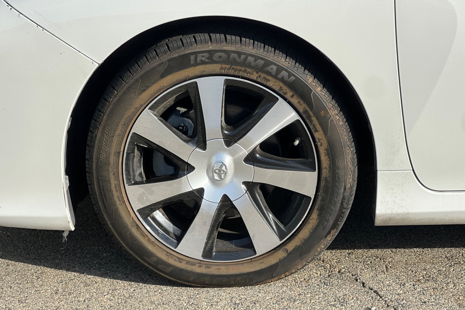 2017 Toyota Mirai Base