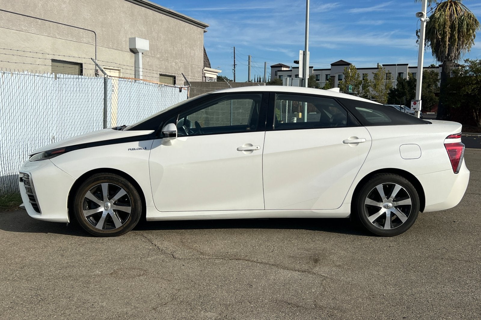 2017 Toyota Mirai Base