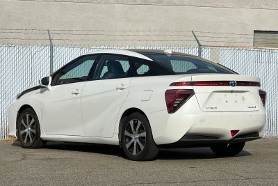 2017 Toyota Mirai Base