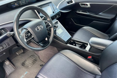 2017 Toyota Mirai Base