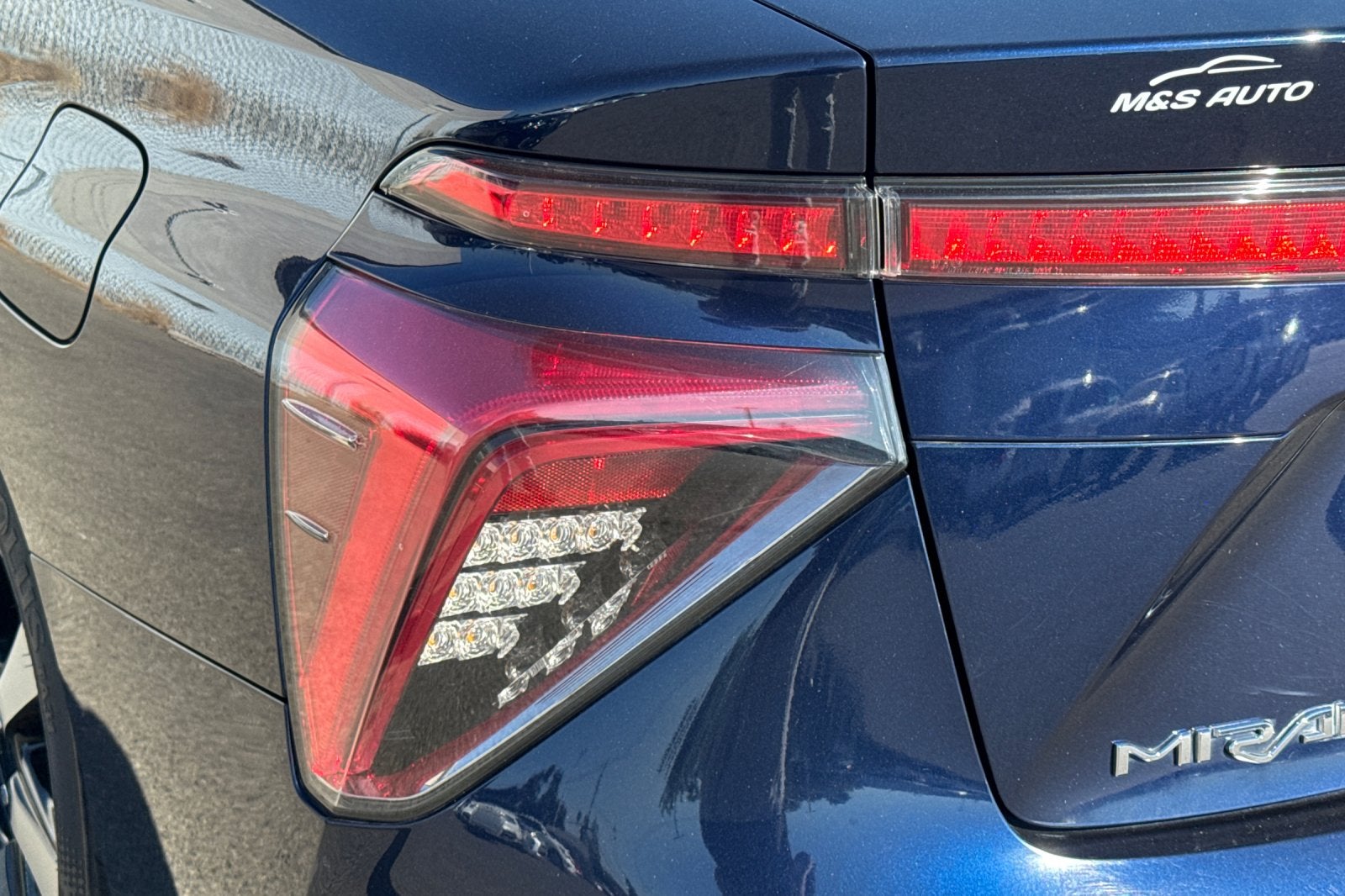 2019 Toyota Mirai Base