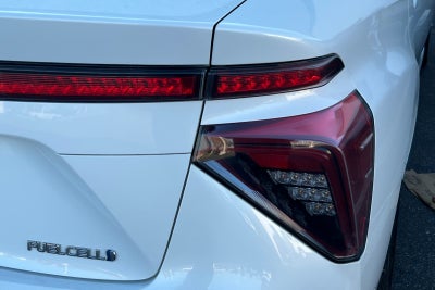 2016 Toyota Mirai Base