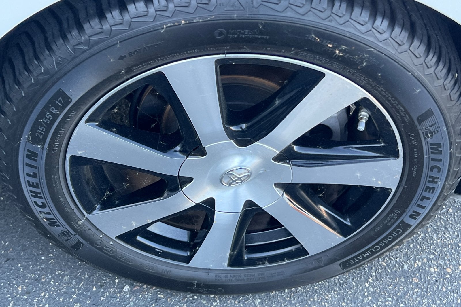 2016 Toyota Mirai Base