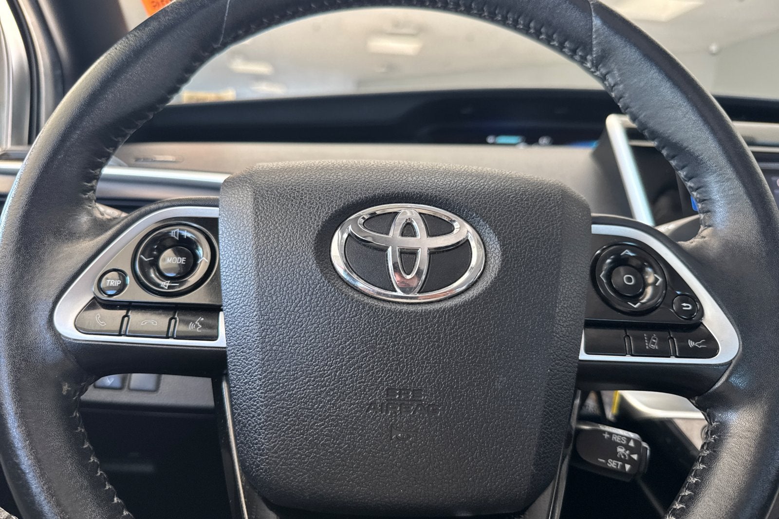 2016 Toyota Mirai Base