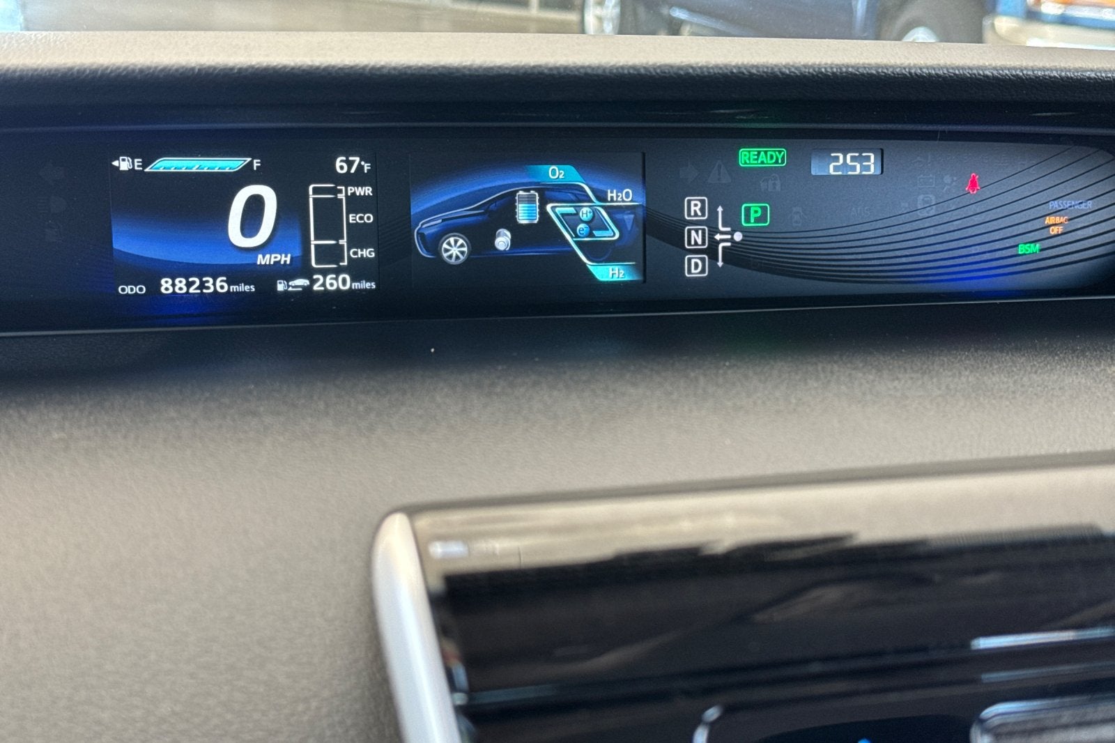 2016 Toyota Mirai Base