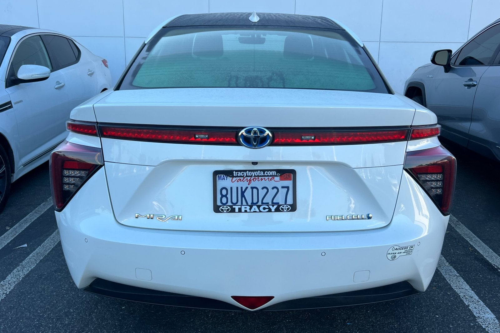2016 Toyota Mirai Base