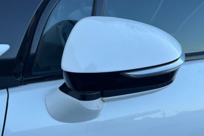 2016 Toyota Mirai Base