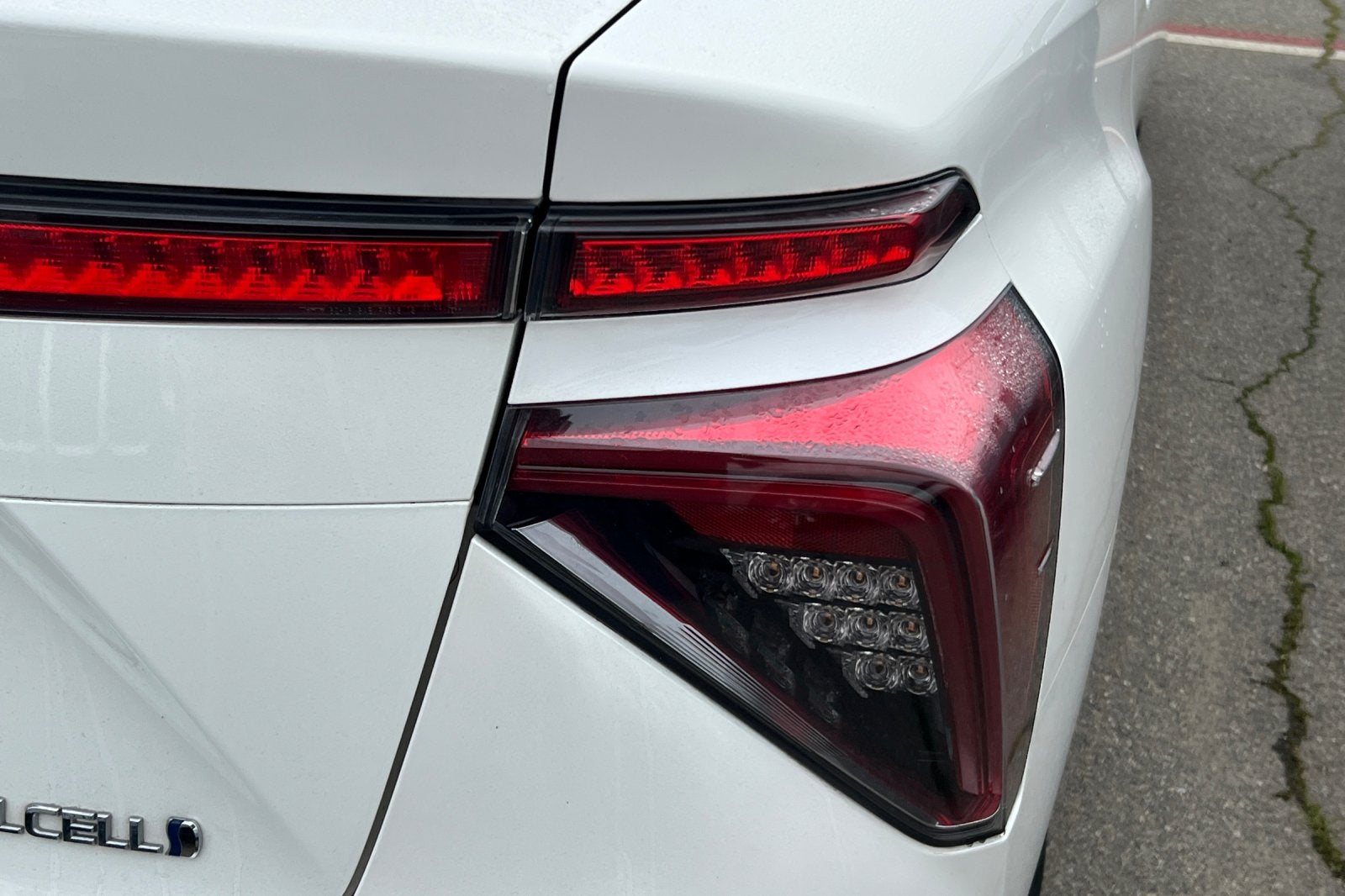 2017 Toyota Mirai Base