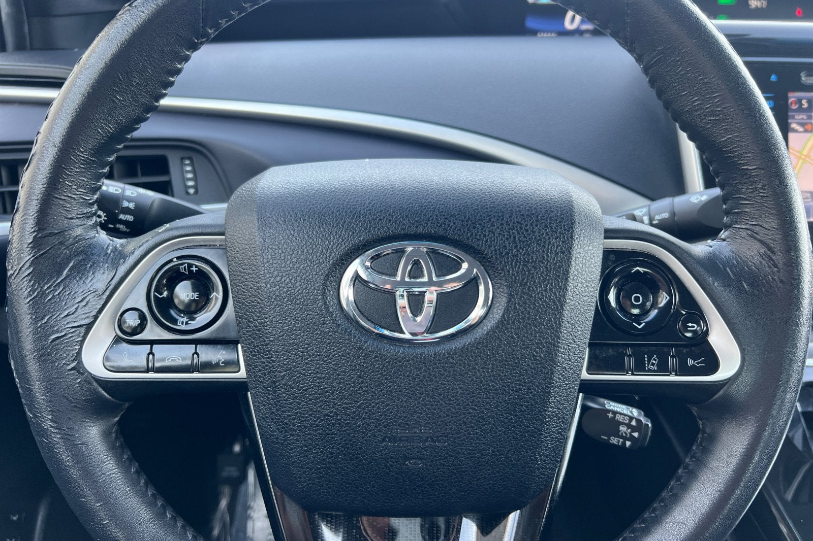 2017 Toyota Mirai Base