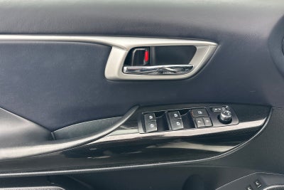 2018 Toyota Mirai Base