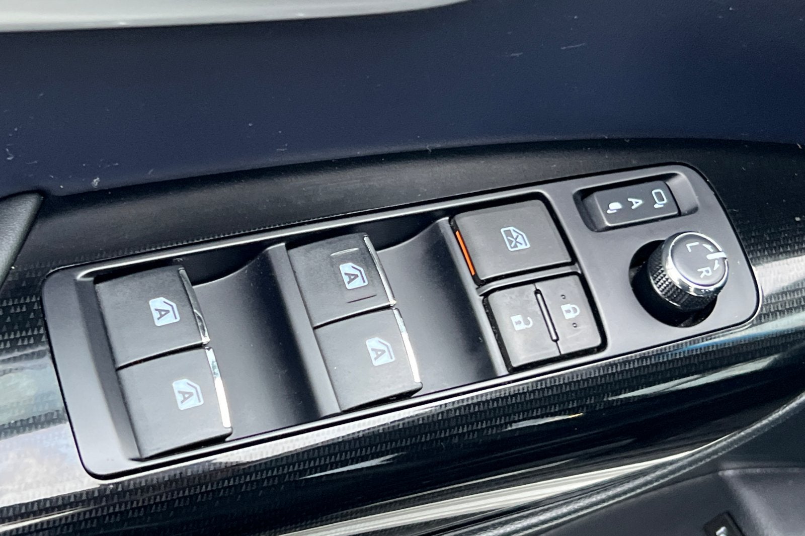 2018 Toyota Mirai Base