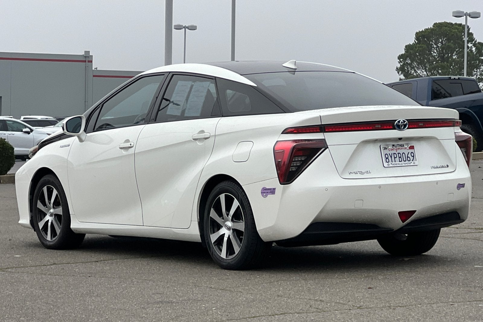 2018 Toyota Mirai Base