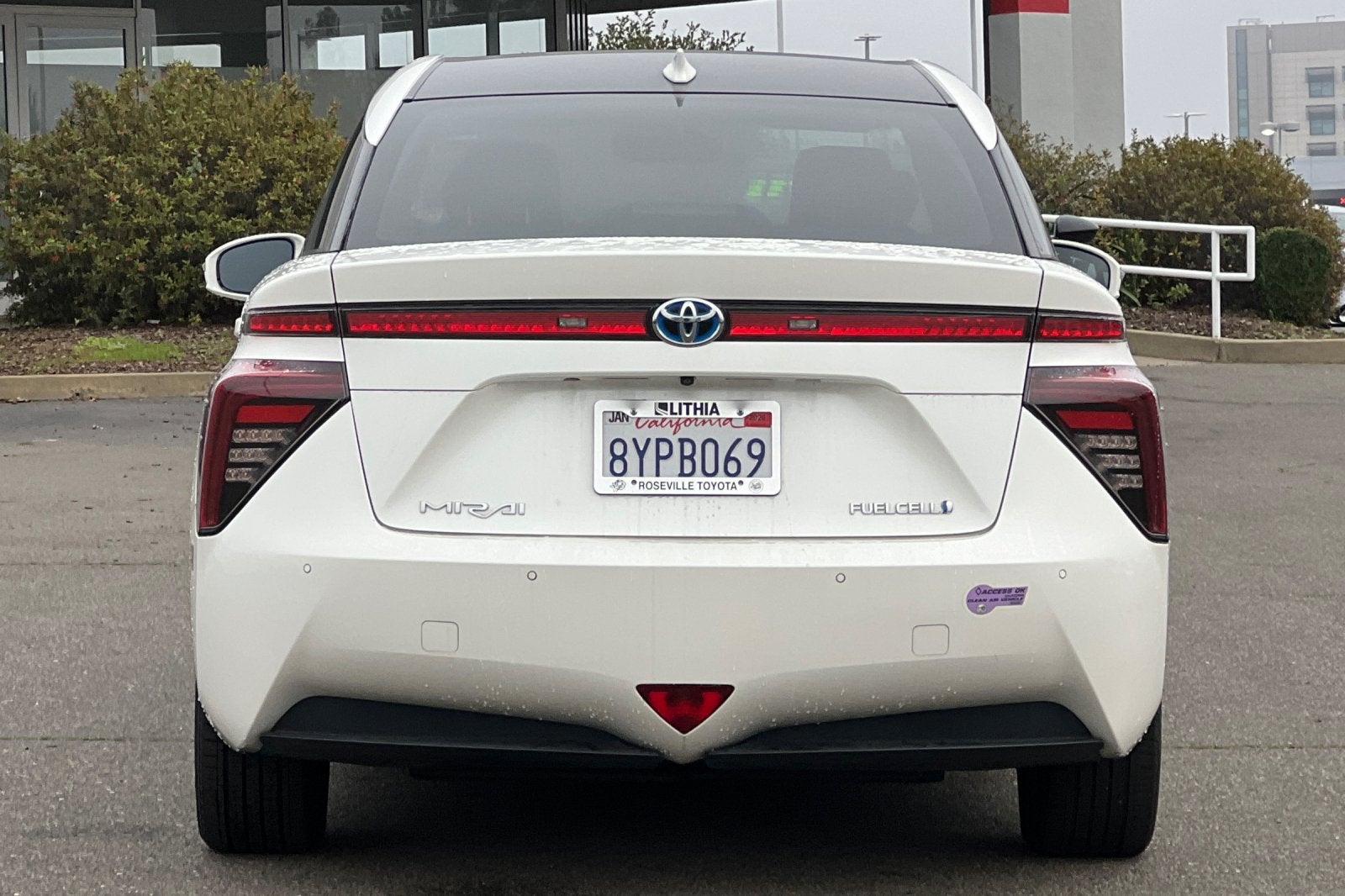 2018 Toyota Mirai Base