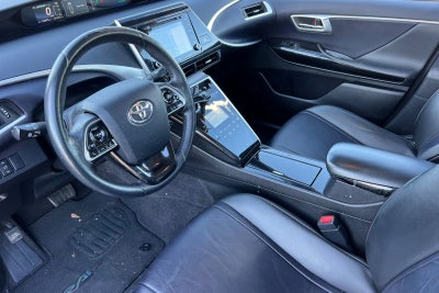 2018 Toyota Mirai Base