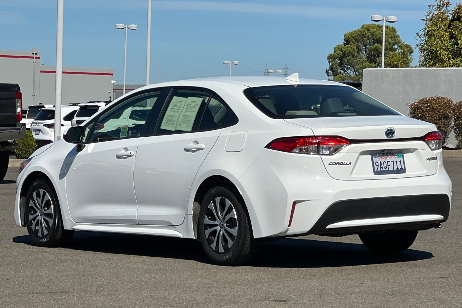 2022 Toyota Corolla Hybrid LE