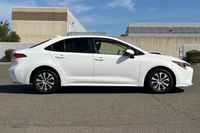 2022 Toyota Corolla Hybrid LE