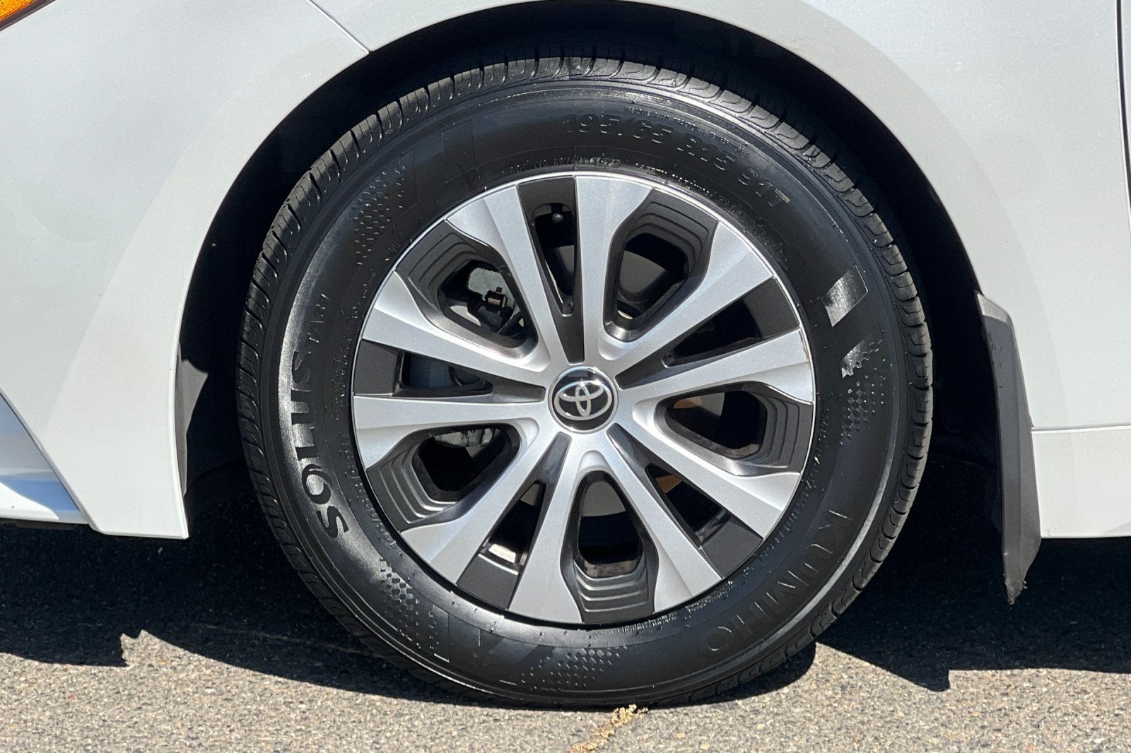 2022 Toyota Corolla Hybrid LE