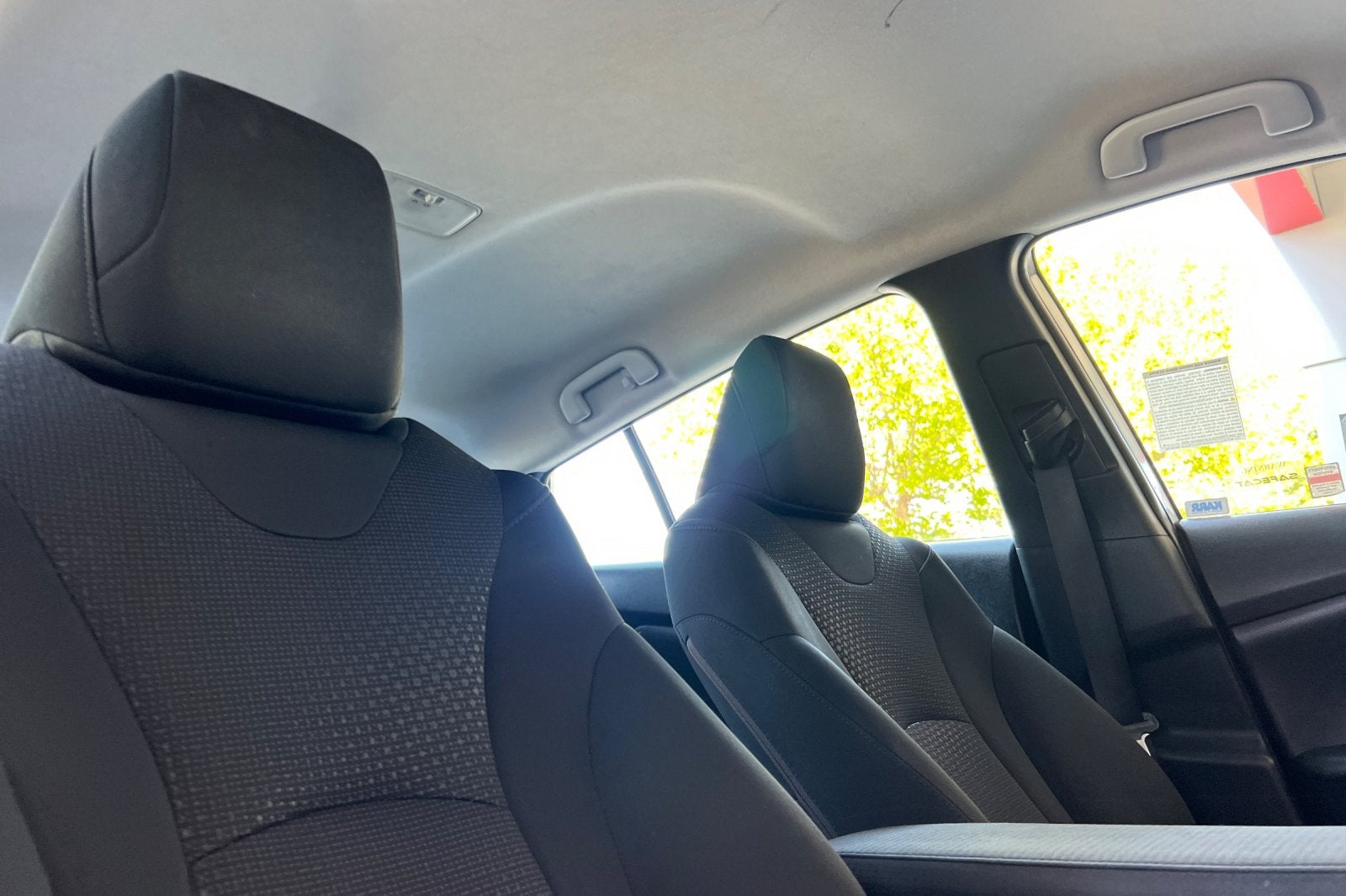 2021 Toyota Prius LE