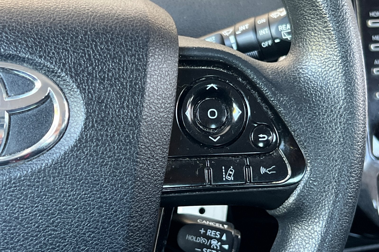 2021 Toyota Prius LE