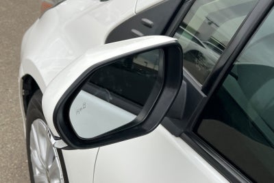 2022 Toyota Prius LE