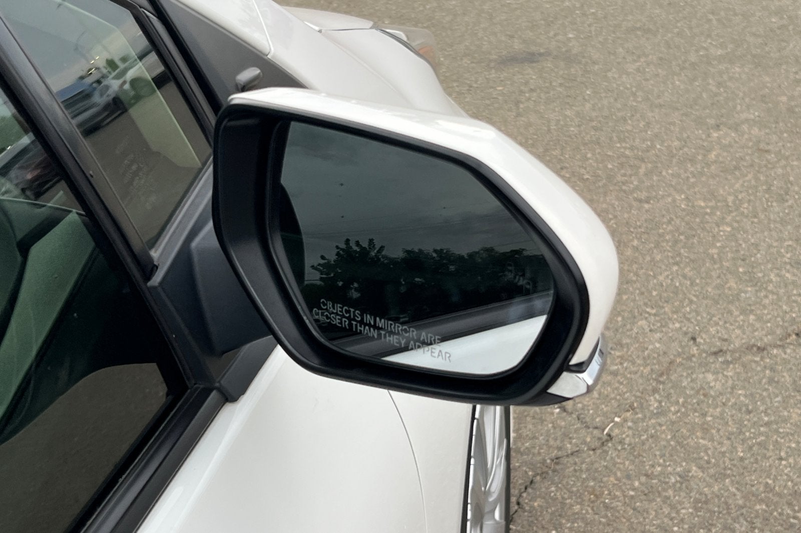 2022 Toyota Prius LE