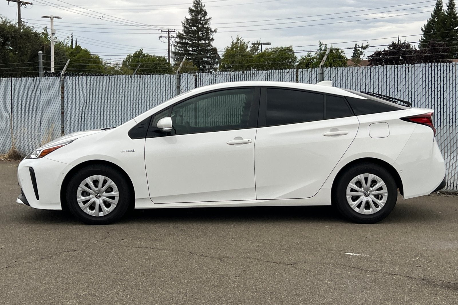2022 Toyota Prius LE