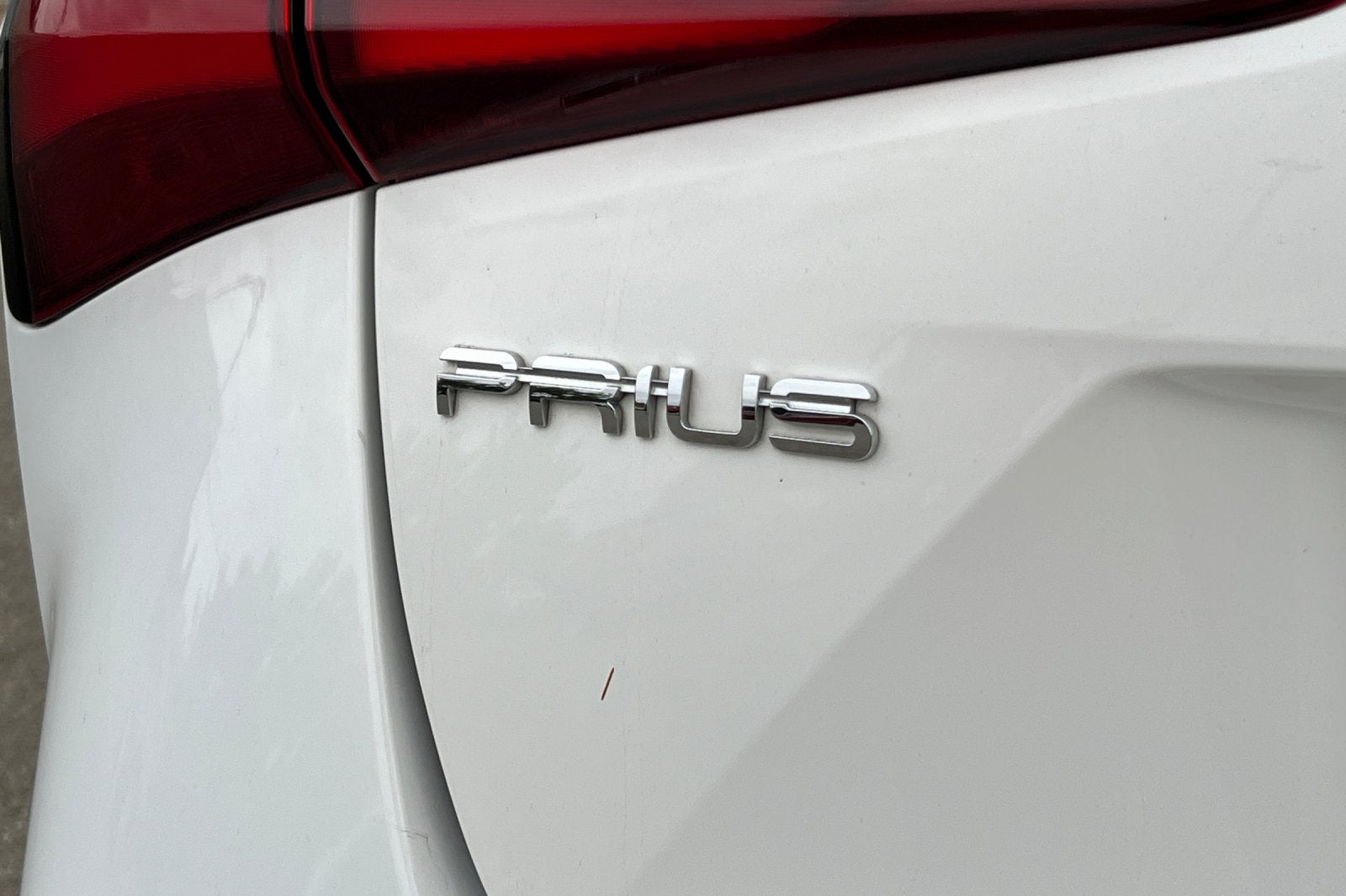 2022 Toyota Prius LE