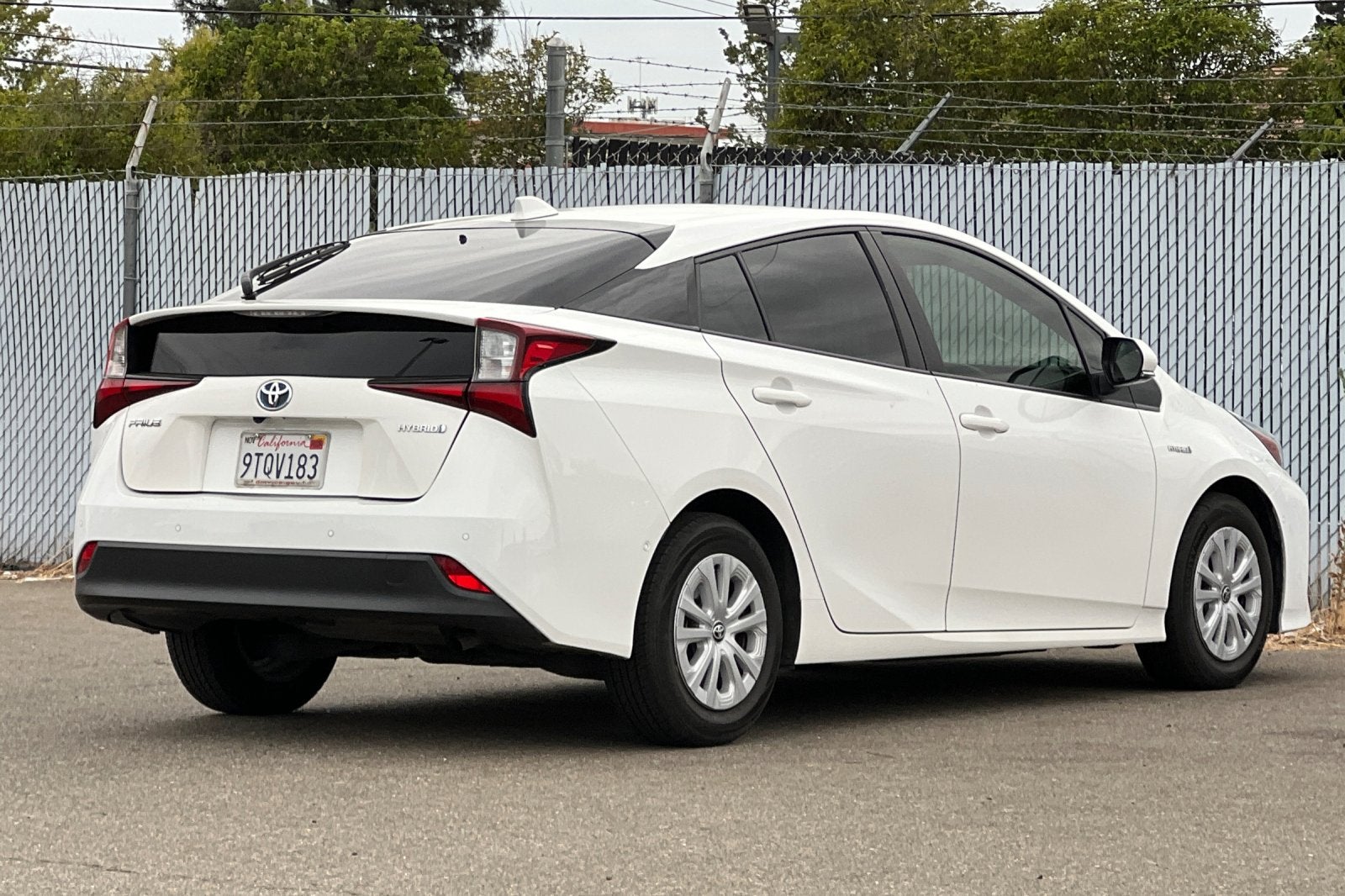 2022 Toyota Prius LE