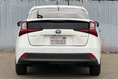 2022 Toyota Prius LE