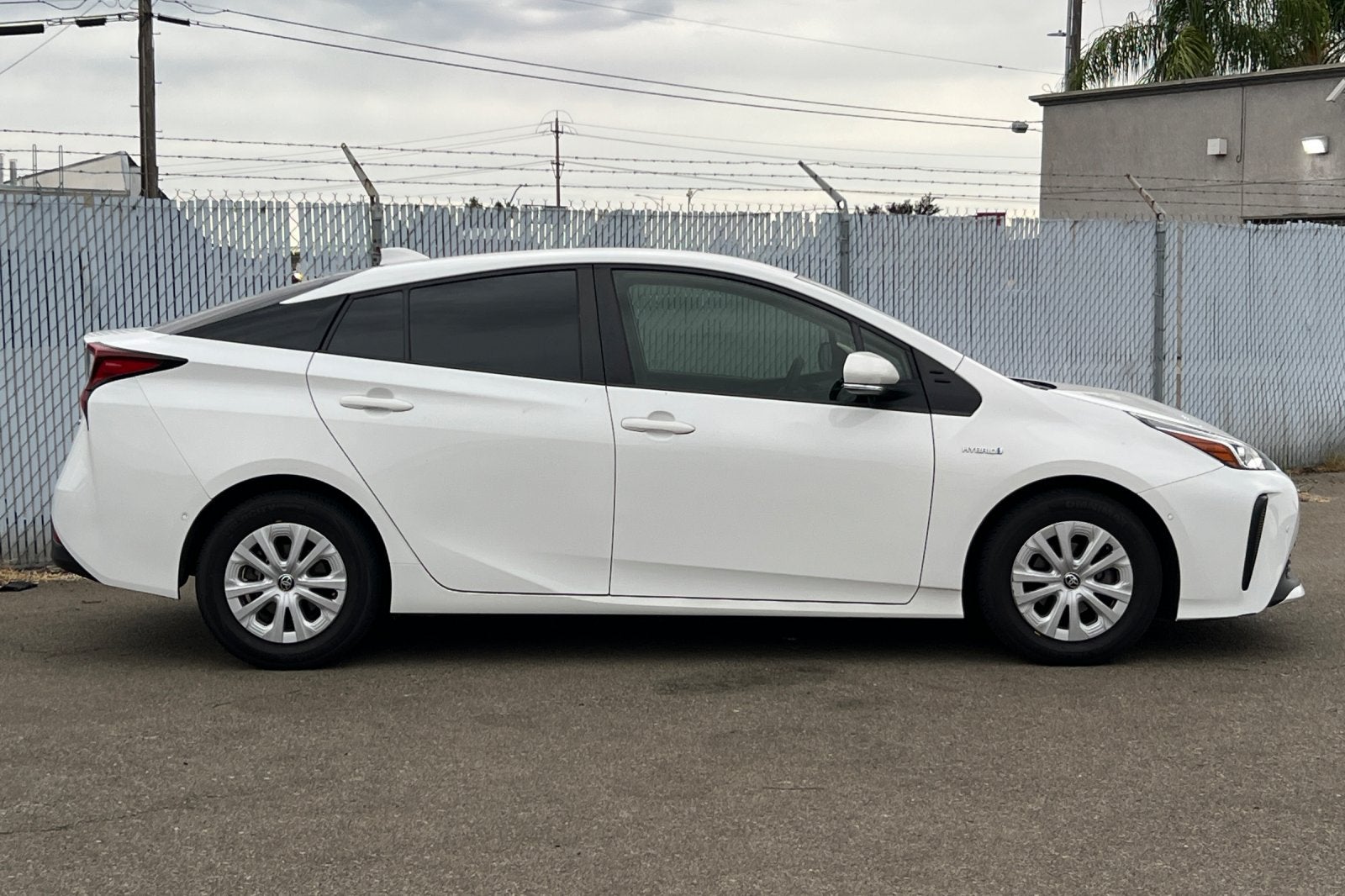 2022 Toyota Prius LE