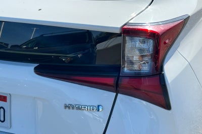 2022 Toyota Prius LE