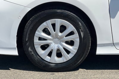 2022 Toyota Prius LE
