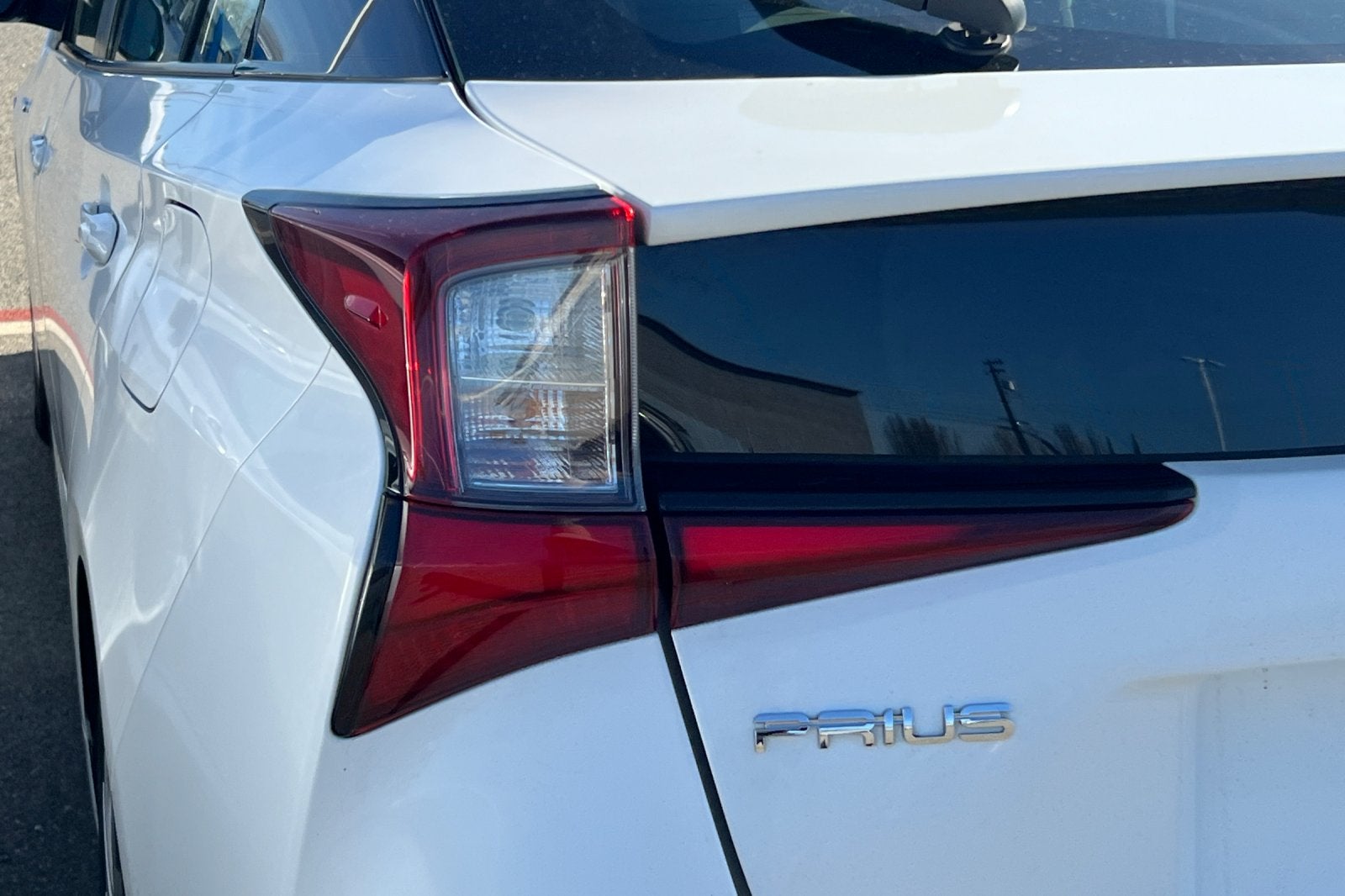 2022 Toyota Prius LE