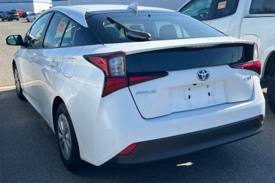 2022 Toyota Prius LE