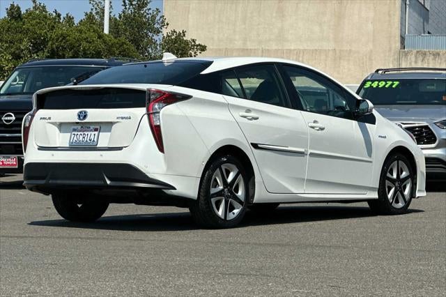 2016 Toyota Prius Four Touring