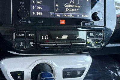 2016 Toyota Prius Four Touring