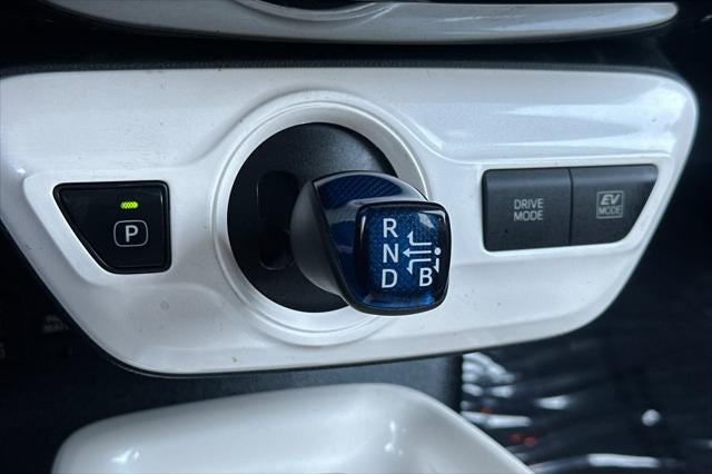 2016 Toyota Prius Four Touring