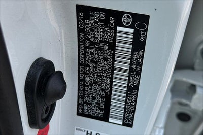 2016 Toyota Prius Four Touring