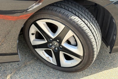 2017 Toyota Prius Three Touring