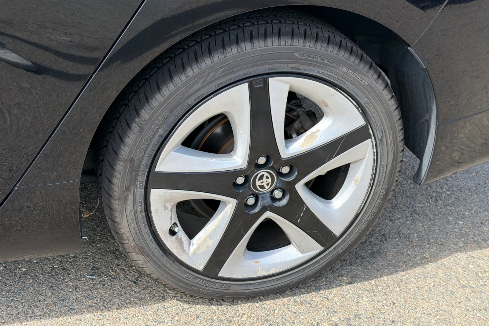 2017 Toyota Prius Three Touring