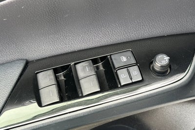 2019 Toyota Prius LE