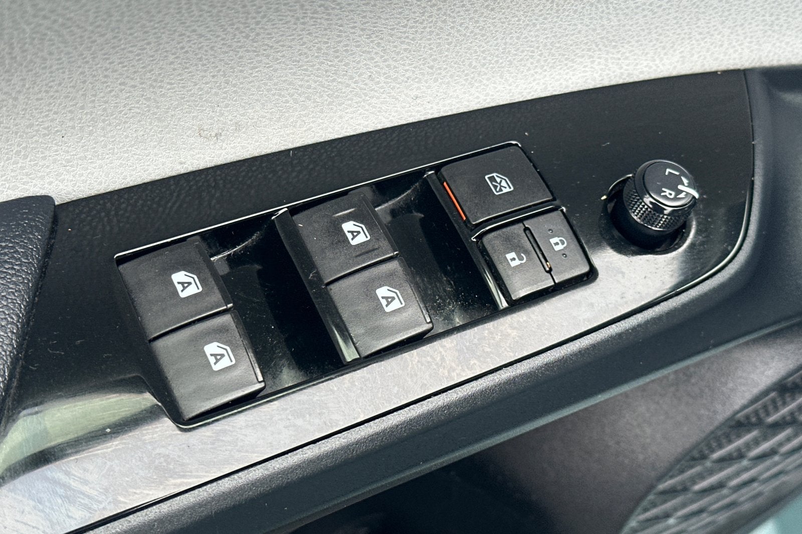 2016 Toyota Prius Three Touring