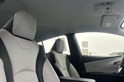 2016 Toyota Prius Three Touring