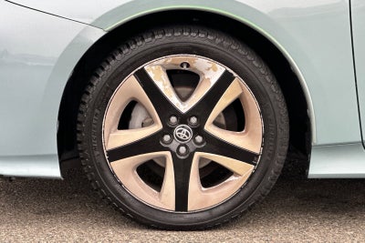 2016 Toyota Prius Three Touring