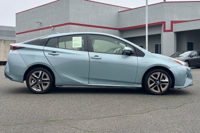 2016 Toyota Prius Three Touring
