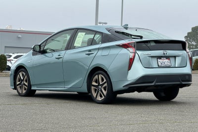 2016 Toyota Prius Three Touring
