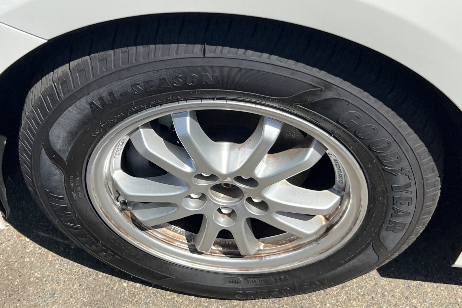 2019 Toyota Prius LE