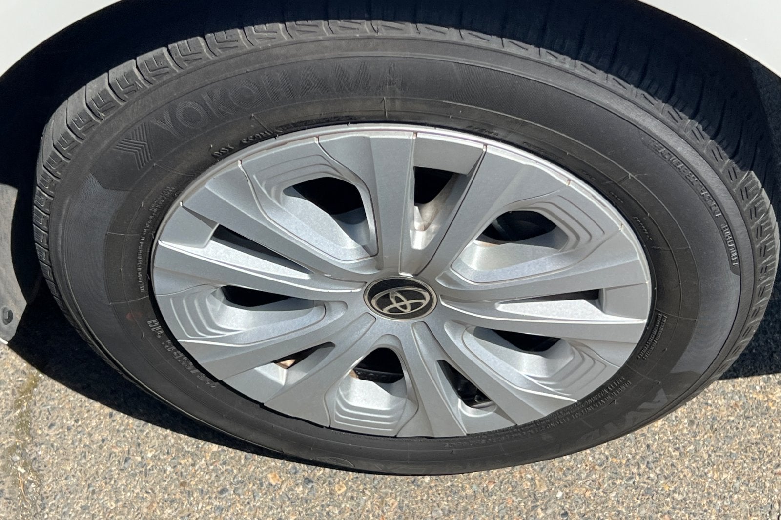 2019 Toyota Prius LE