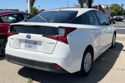 2019 Toyota Prius LE