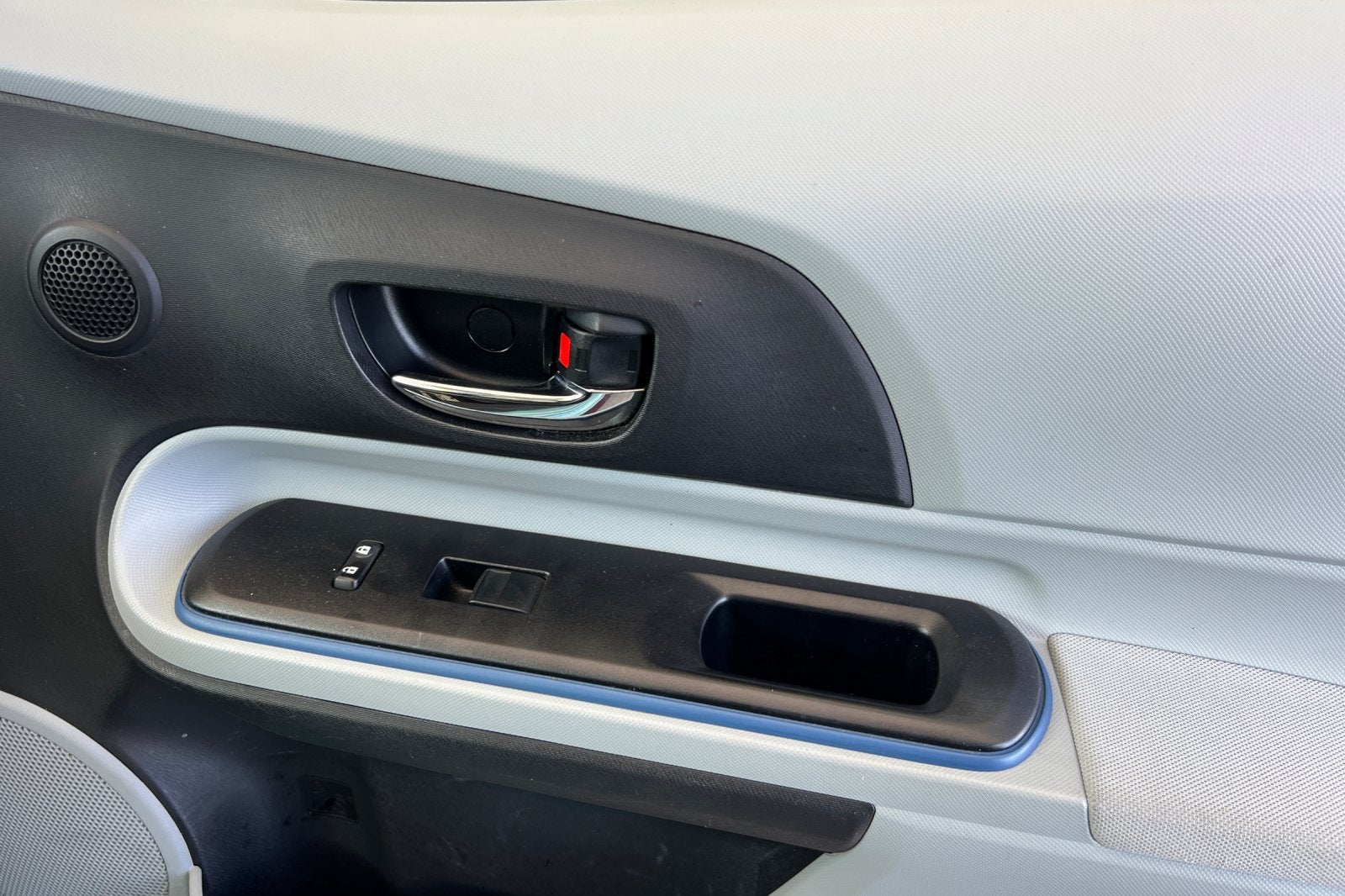 2012 Toyota Prius c Two